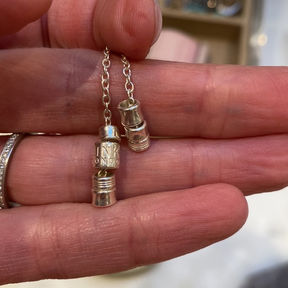 Excellent condition sterling silver Links of London dangle earrings - Picture 4 of 4